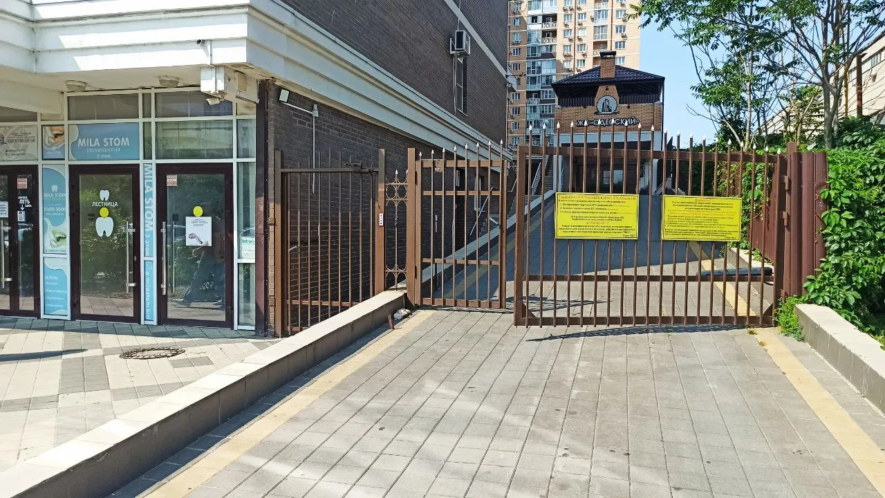 Аренда закрытой беседки с мангалом в Краснодаре